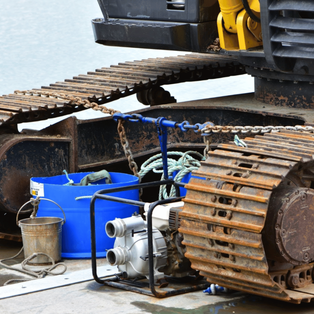 高壓清洗機應用範例：建築機械設備清洗